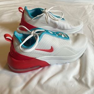 Nike Air Max Motion 2 Running shoes